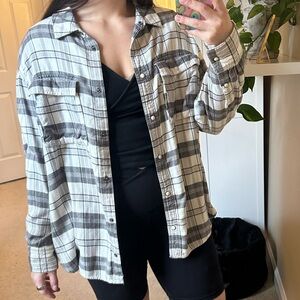 American Eagle Plaid Button-Up Shirt